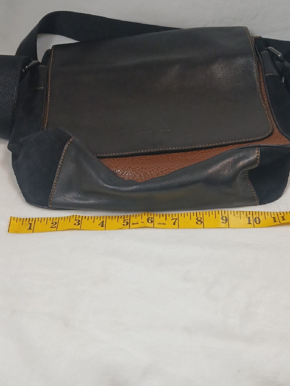 Coach Men’s/Unisex Two-Tone Brown & Black Leather Messenger Bag - Picture 14 of 16